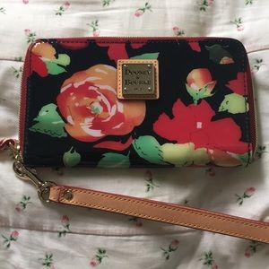 Dooney and Bourke Wallet Wristlet Black Red Floral